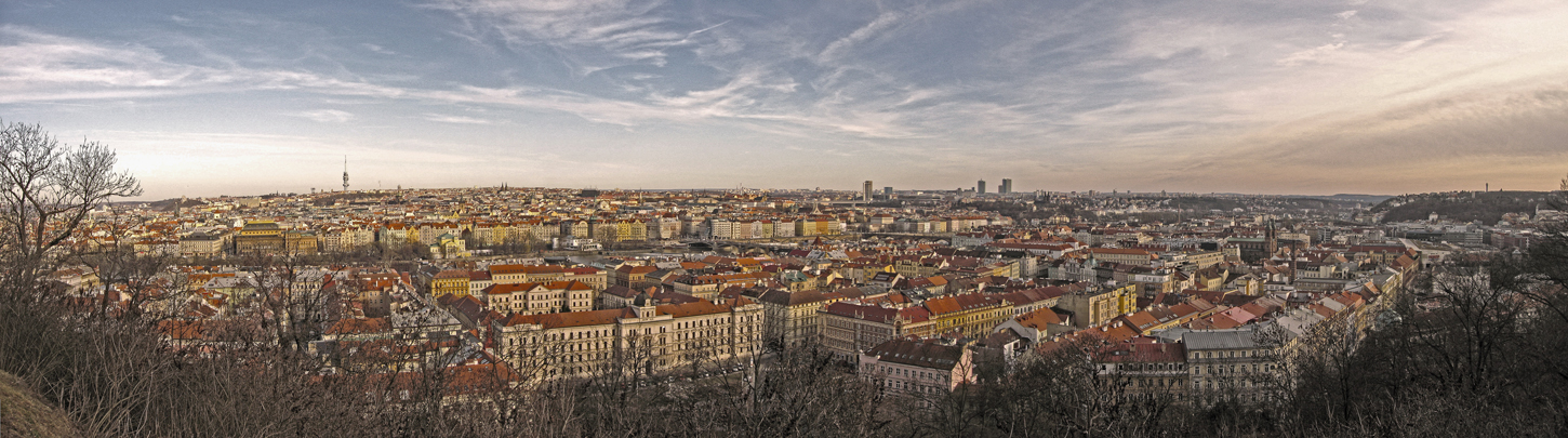 Praha z Petřína 2012